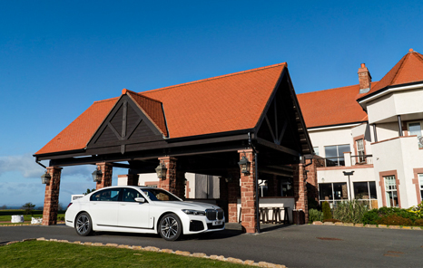 white-7-luxury-cheuffered-cars-edinburgh